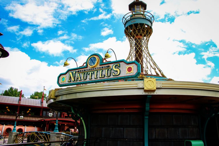 Les Mystéres du Nautilus