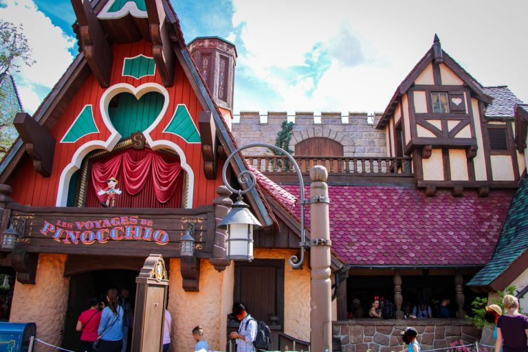Les Voyages des Pinocchio
