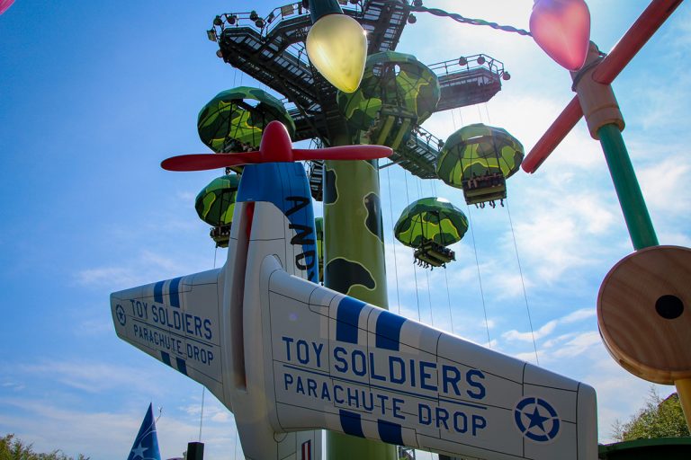 Toy Soldiers Parachute Drop