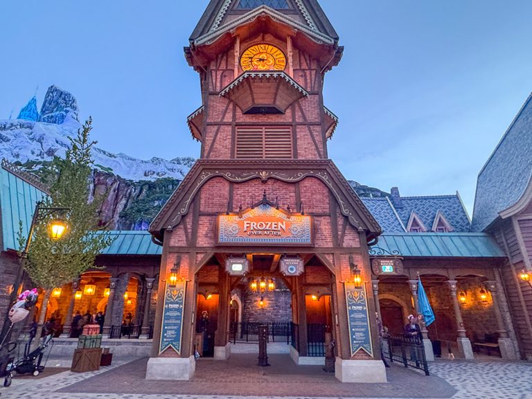 Frozen Ever After Frozen Ever After Disneyland Paris